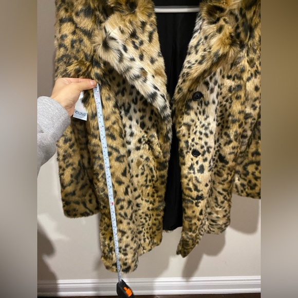 Brand New with tag, Unworn, ARITZIA Tatula Beckledge Leopard Coat (faux fur) XXS - Picture 7 of 8